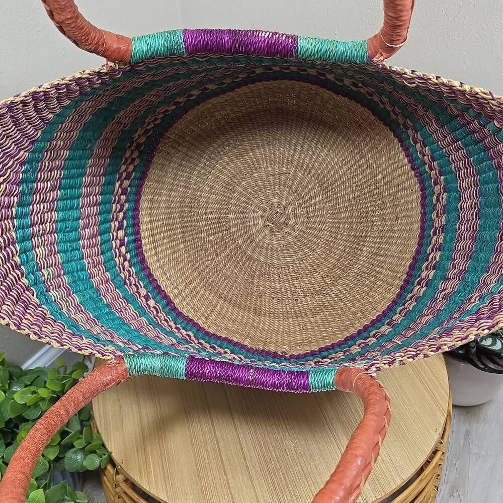 Large Handwoven Bolga Farmers Market Basket | Fair Trade Woven Tote - Picture 10 of 13